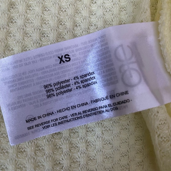 Vintage America Ladies’ Thermal Knit Top, Wax Yellow, XS Oversized, NEW - Picture 8 of 13